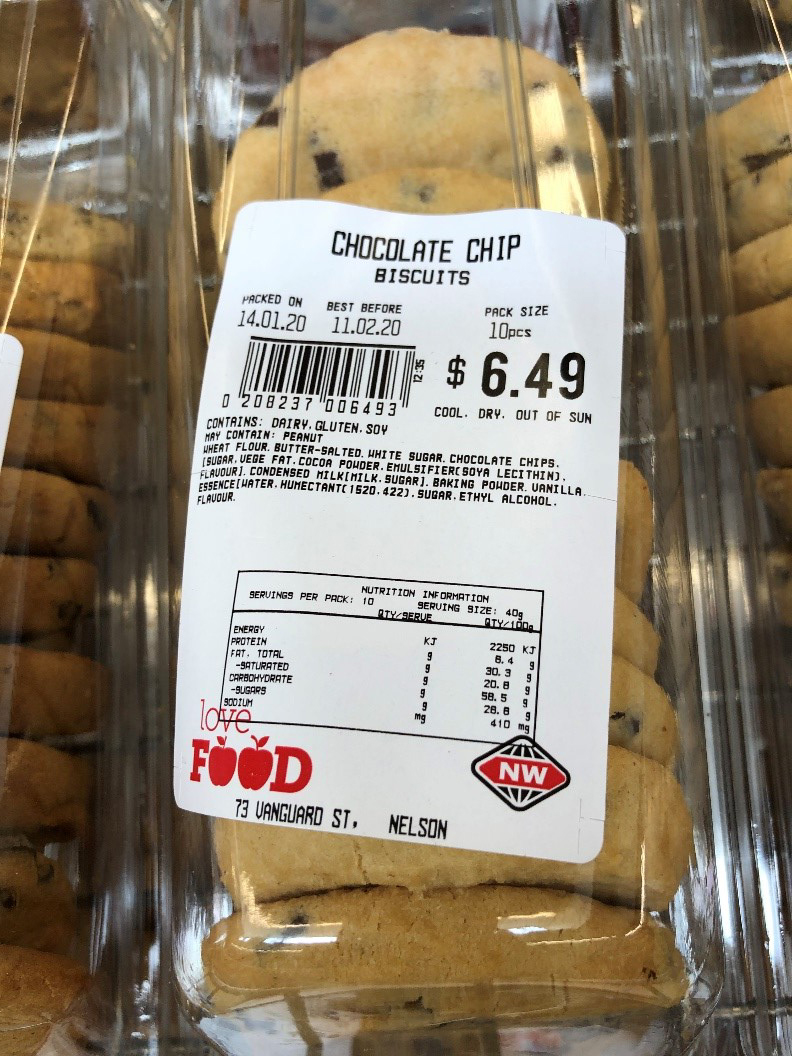 New World Nelson City brand chocolate chip biscuits (10 pack) in a plastic pack